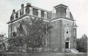 Tyler High School picture taken from the 1909 Tyler High School annual.